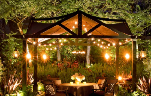 outdoor string lights